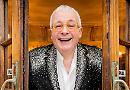 Christopher Biggins to switch on lights at Henley Christmas festival