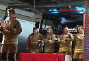 Festive fun with Henley firefighters