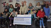 Menswear shop donates £1,000 to Chiltern Centre