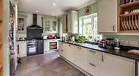 Detached chalet with private garden to enjoy all year round