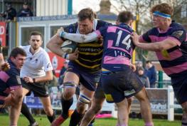 Skipper&rsquo;s brace helps Henley Hawks win crunch encounter
