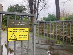 Thames Water beats council in bid to demolish century-old building