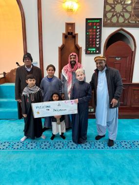 Social media star The Joshie Man brings 'Cake Not Hate&rsquo; campaign to RBWM and Slough