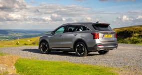 Reliable hybrid SUV that boasts impressive range