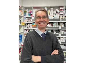 Twyford pharmacy bids farewell to much-loved pharmacist following his retirement