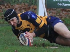 Visitors have no answer to free-scoring Henley