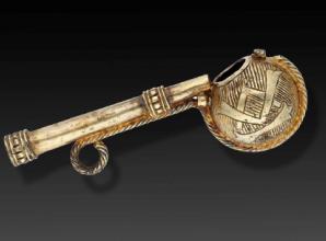 16th century hawking whistle is an auction rarity