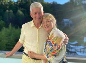 Woman with rare disease battles through triathlon