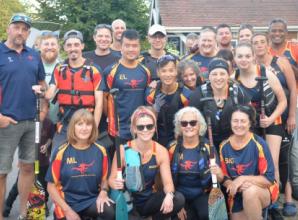 Deputy Mayor dots the eye of Henley Dragons’ new boat