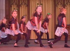 Olympic champion nips home for haircut