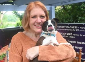 Floyd celebrates birthday with dog show and cake
