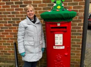 Impressive Fahey retains French title