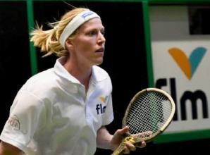 Dominant Fahey wins eighth world championship in a row