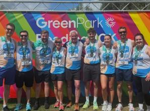 Brakspear staff run for charity
