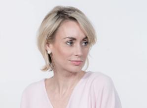 Cashmere and more is going on sale at Phyllis Court Club