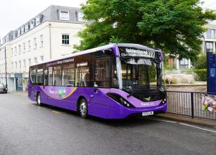 New bus service launches in Twyford and Charvil with &lsquo;special introductory fare&rsquo;