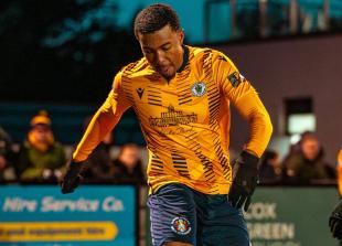 ‘Like breaking a brick wall with a spoon’ – Davies on Slough Town’s frustrating night ‘Like breaking a brick wall with a spoon’ – Davies on Slough Town’s frustrating night
