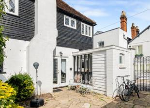 Gateway to town’s brewery past