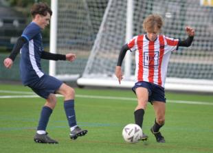 AFC Henley's Ellis keeps his cool as visitors run out of charge