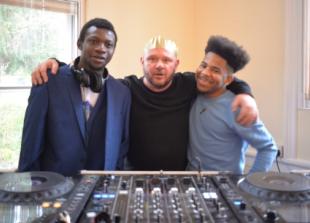 Homeless refugees thrown festive party by volunteers