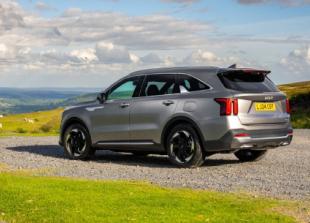 Reliable hybrid SUV that boasts impressive range