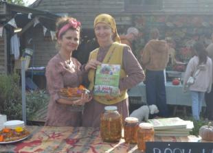 Pumpkin hurling and relays at ‘quirky’ organic festival