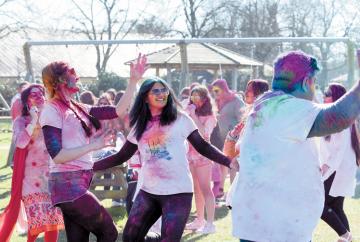 Holi 2024: Special events taking place in your area this weekend Holi 2024: Special events taking place in your area this weekend