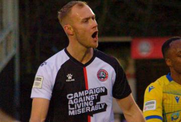 Red card proves the turning point as Maidenhead United close in on play-off places