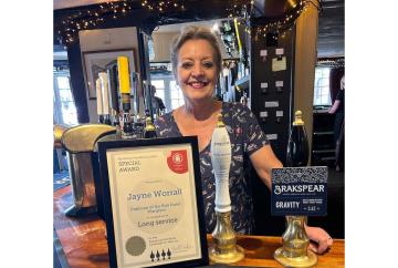 Brakspear&rsquo;s longest-serving landlady celebrates 46 years as Wargrave publican