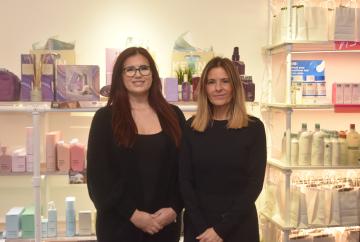 Salon asks customers to &lsquo;pay what they can&rsquo;