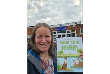 Children's book brings River Thames pollution into focus through otter adventure