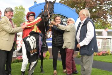 Willie Carson's pride as grandson guides Cindy Lou Who to victory