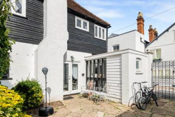 Gateway to town’s brewery past