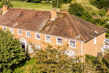 From coaching inn to comfy cottage