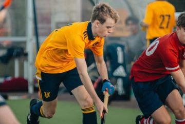 Newbury hit back to earn share of spoils