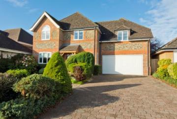 Children can roam free in your ‘own little piece of countryside’