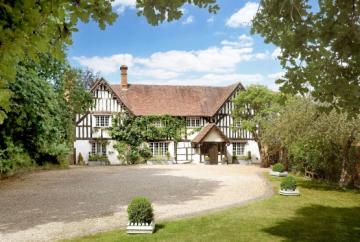 Old world charm with amenities