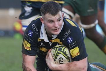 Macrae&rsquo;s late cover tackle secures Henley Hawks share of spoils