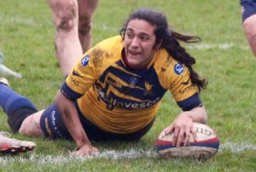 Henley gain bonus point after hosts fend off late fightback