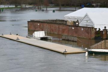 Leander seeks permission to replace ‘dilapidated’ decking