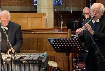 Jazz musicians and friends end on high note at age 94