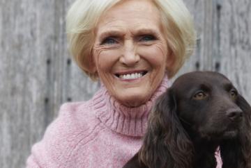 Celebrities add sparkle to traditional village show