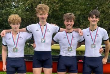 Henley’s junior crews pick up wins at Wallingford Long Distance Sculls