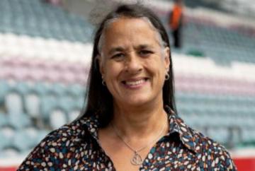 Rugby club’s first female president recognised as pioneer by national body