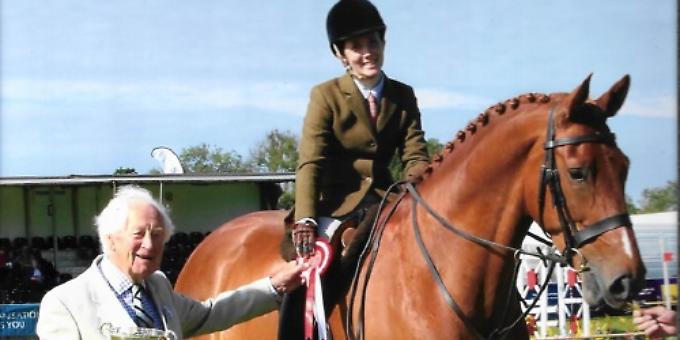 Henley rider is off to the Horse of the Year Show