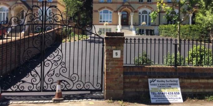 Surfacing firm make a fantastic entrance