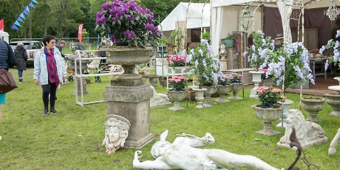 Festival of antiques and interiors