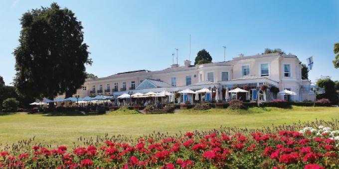 Club's opening its doors to non-members