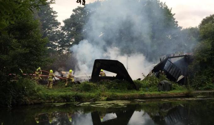 Fire-destroyed boathouse near Boulters Lock gets greenlight from inspector