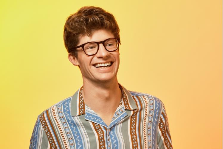 Up and coming comedian returns to Norden Farm